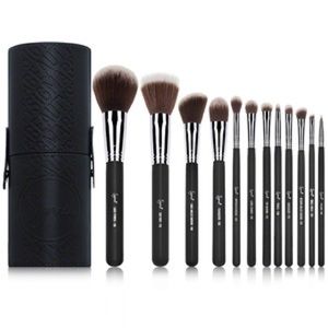 Mr. Bunny Sigma Makeup Brush Set